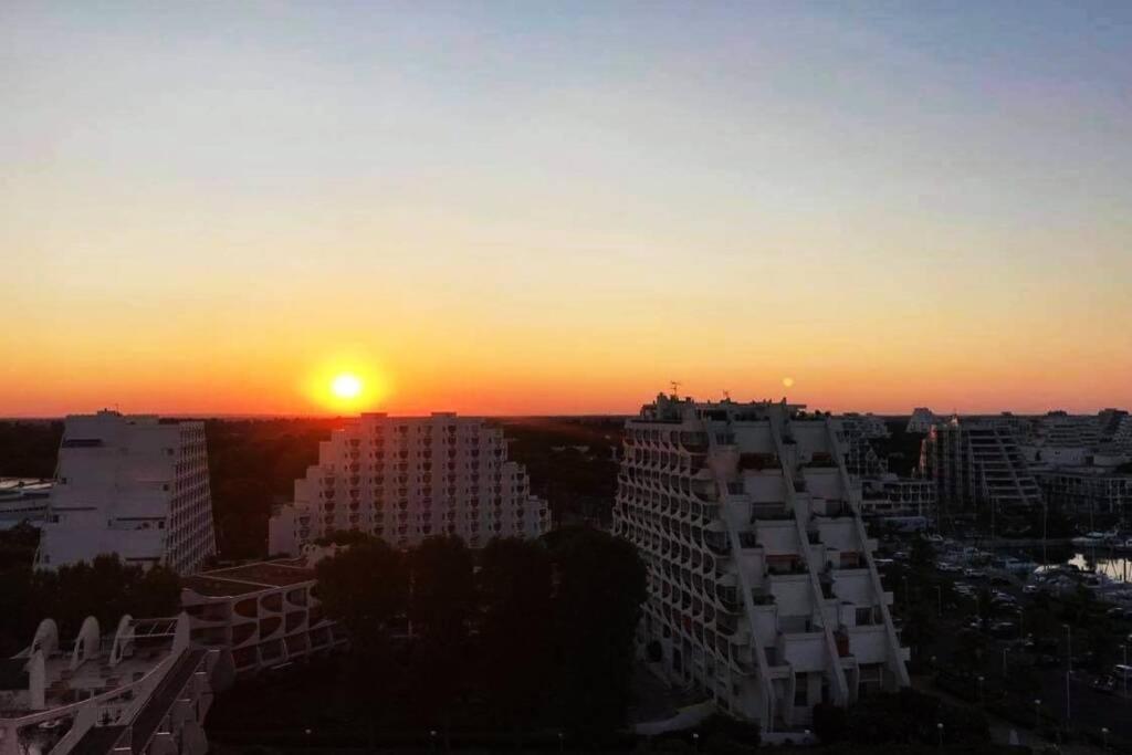 Apartamento Vue Imprenable Sur Le Port, Proche Plages ! La Grande-Motte Exterior foto